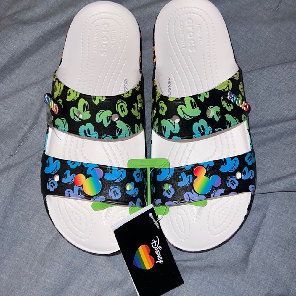 Crocs Classic Disney Sandal